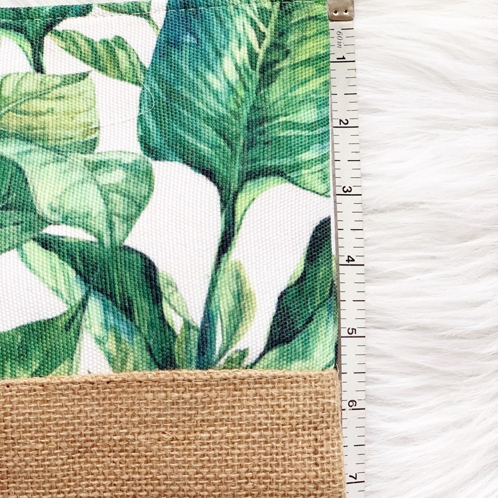 Tropical Leaves Pouch Bag - Picture 5 of 5